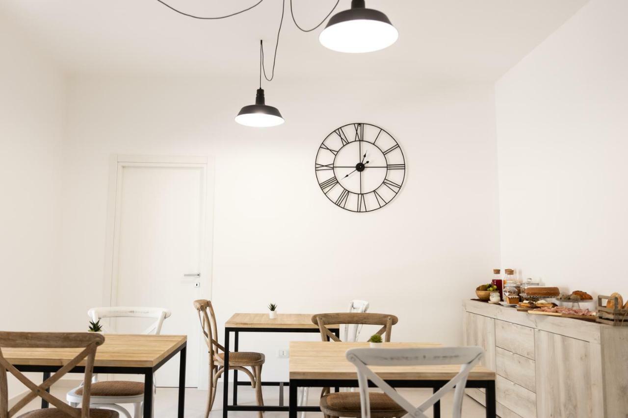 Bed and Breakfast Li Cetti Lecce Exterior foto